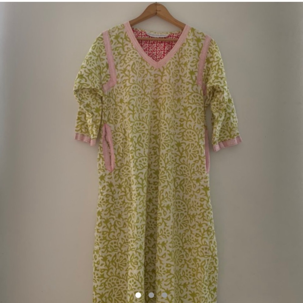 Caftan with pockets!